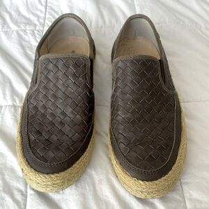 Mens casual Tommy Bahama shoes